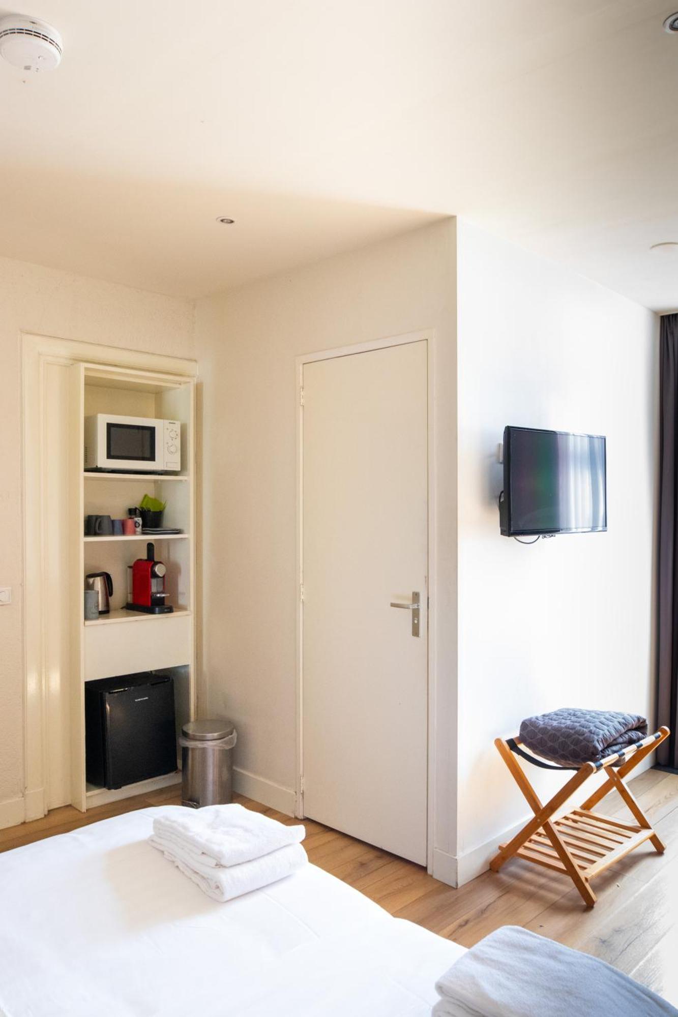 アイントホーフェン Cafe 'T Vonderke Bed & Breakfast エクステリア 写真